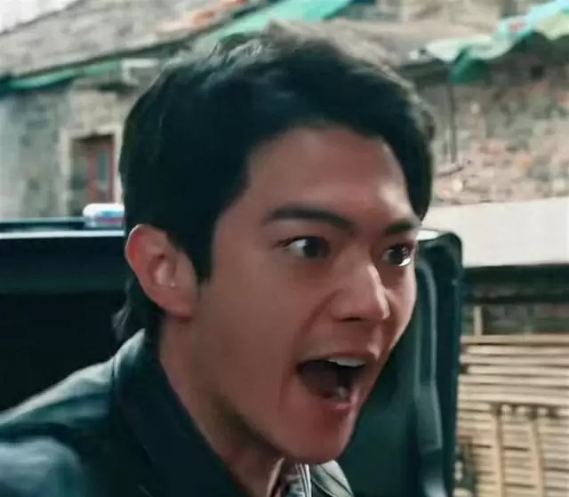 《方圆八百米》高松格角色解析：尿毒症设定下的操控逻辑与陈辉堕落路径 现场图