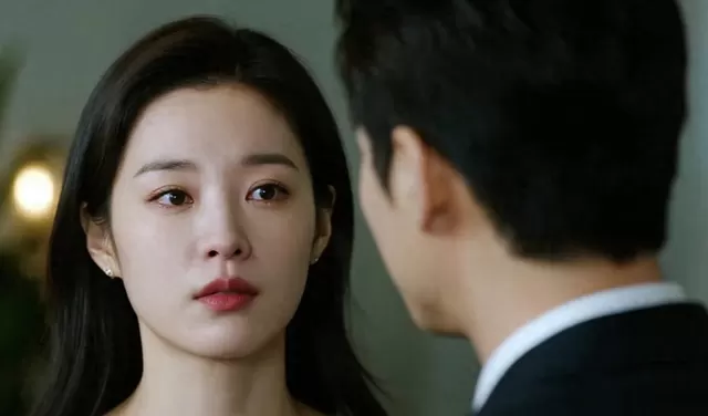 秦淮舟与时蔓妮离婚五年后重逢，花店对峙引出婚姻铁律旧事 - 资讯配图