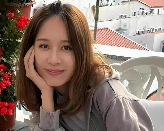 邝文珣出演TVB版《鹿鼎记》沐剑屏后淡出演艺圈 相关图片