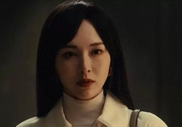 王骁《低智商犯罪》定档五月，杨洋《雨霖铃》正午阳光出品 现场图