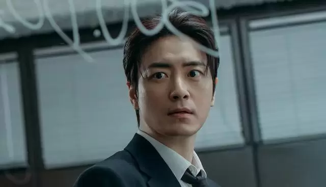 申惠善主演《莎拉的真伪人生》上线Netflix，以四重身份构建芭朵奥品牌 细节速览